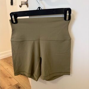 Aritzia Khaki Women's Athletic Shorts